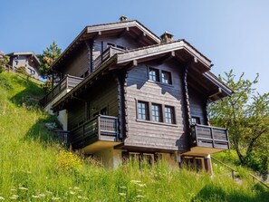 Bâtiment, Fenêtre, Bois, Maison, Toit, Domicile, Siding, Chalet, Architecture, Zone Rurale