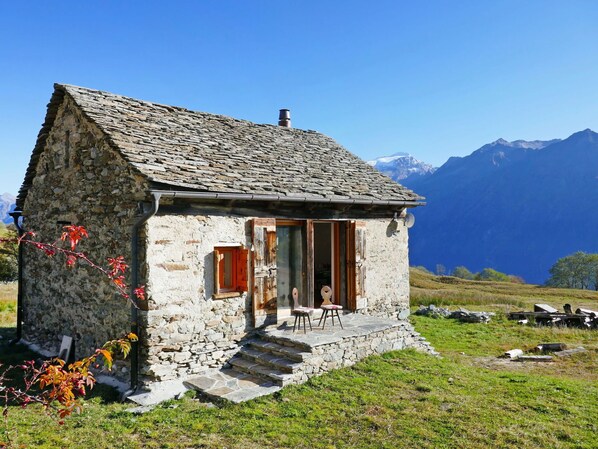 Berg, Haus, Eigentum, Hütte, Himmel, Alpen, Gebirge, Gebäude, Hütte, Ländliches Gebiet