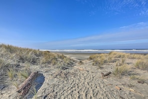 Exterior | Steps to Beach