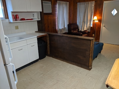  Two Bedroom Cabin adjacent to Lake Barkley State Park