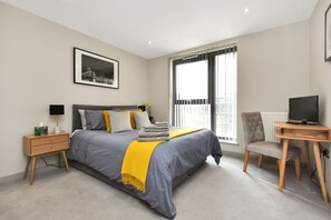Large master bedroom can be set up as a king or two single hotel quality beds