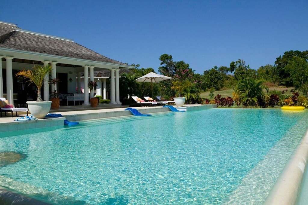 Picture of villa