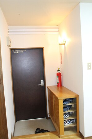 Enter the room with a 4-digit password and lock the room!