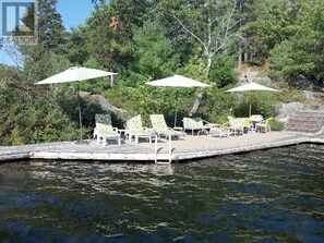 Dock