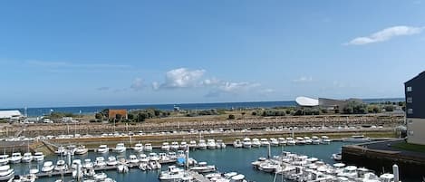 Vue Mer et port de plaisance de l'appartement