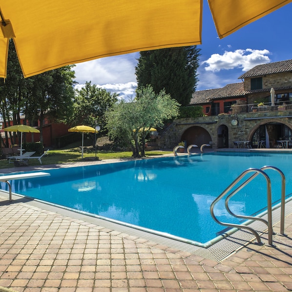 Utomhuspool