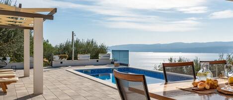 Villa Dream mit privatem Pool, 2 Schlafzimmer, 4 Personen max