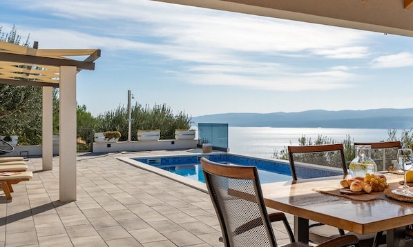 Villa Dream mit privatem Pool, 2 Schlafzimmer, 4 Personen max