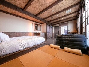 ・【YAMABATO Bedroom】