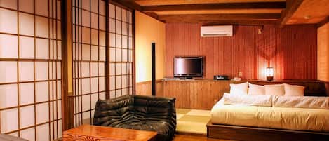 ・[YAMABATO] Luxurious room with sofa space and tatami space