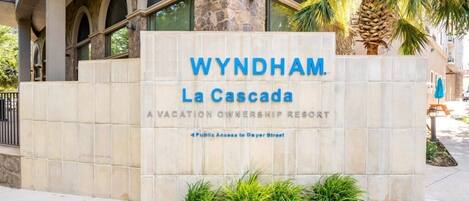 1 Club Wyndham La Cascada-exterior_099.jpg