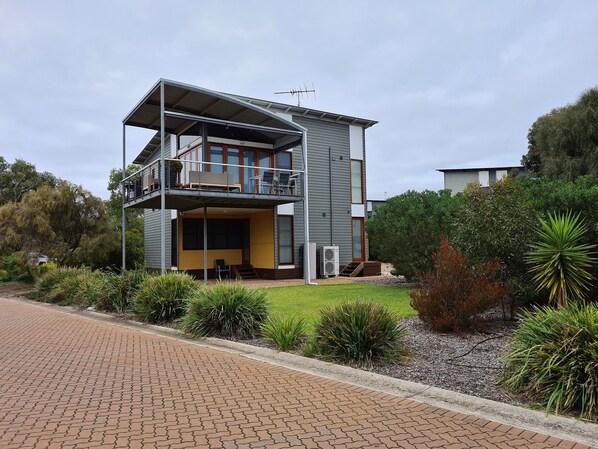 Villa 7 South Shores Resort, Normanville
