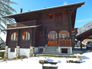 House, Property, Home, Building, Winter, Snow, Real Estate, Roof, Architecture, Siding