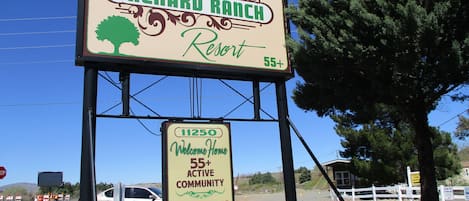 Entrance to Orchard Ranch RV Resort Park