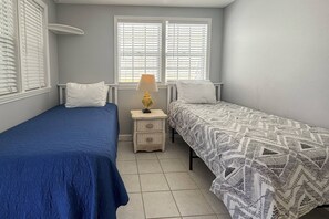 Second bedroom with two twin size beds