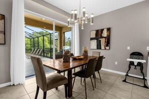 5220 Oakbourne Ave (4).jpg