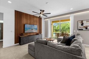 5220 Oakbourne Ave (3).jpg