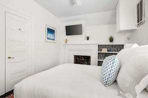 Bedroom #1: Queen Bed + TV