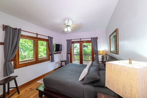 Master Bedroom (4)