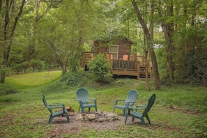 Private fire pit and outdoor seating