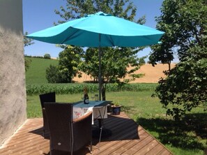 Sun deck with lovely country views