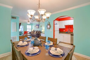 Bright, Open Floor Plan - Dining Table Offers Seating for up to 6
