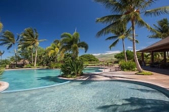 Gorgeous Fairway View Home w/Shared Pool, AC & Relaxing Lanai: Kamilo #123