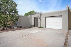 Garage & driveway
Dimensions:  6'11" tall, 8'2" wide, 16'10" deep