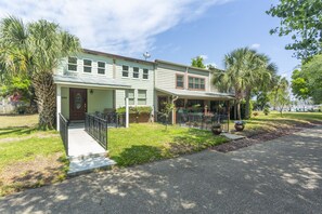 Mahogany Mill Town Home