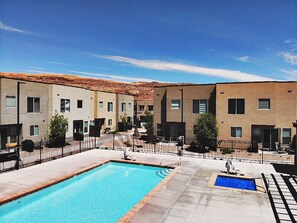 Entrada at Moab's Huge Pool, Spa, and Outdoor Entertaining Area!