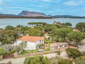 Agua, Nube, Cielo, Planta, Los Recursos Hídricos, Propiedad, Edificio, Montaña, Naturaleza, Azur