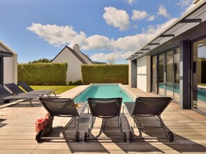Sky, Cloud, Building, Property, Furniture, Shade, Flowerpot, Wood, Interior Design, House