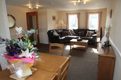 Castleyards Apartment 2 - A Beautiful Two Bed Apartment in Central Kirkwall