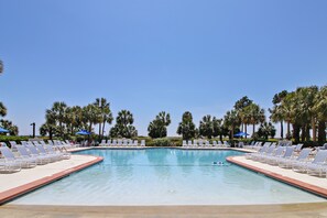 Shorewood Villa Pool