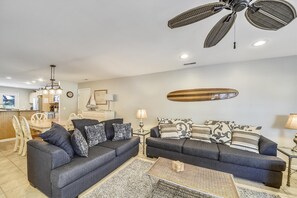 Main Level-Living Area