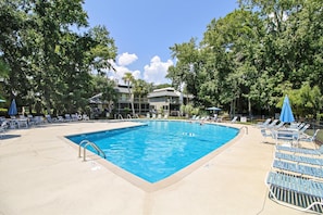 Amenity-Tennis Master Pool