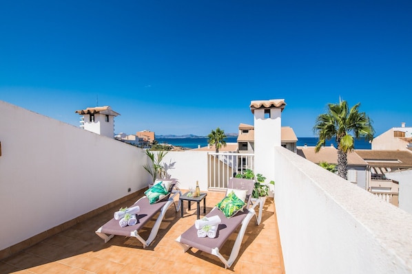 House with sea view terrace in Can Picafort.