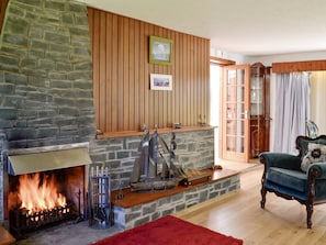 Stylish living and dining room | The Old School House, Portpatrick, near Stranraer