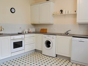 Kitchen area | Cloud Howe - Arbuthnott Estate Cottages, Arbuthnott, near Stonehaven