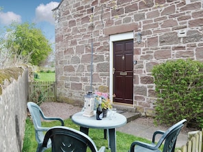 Sitting out area | Sunset Song - Arbuthnott Estate Cottages, Arbuthnott, near Stonehaven