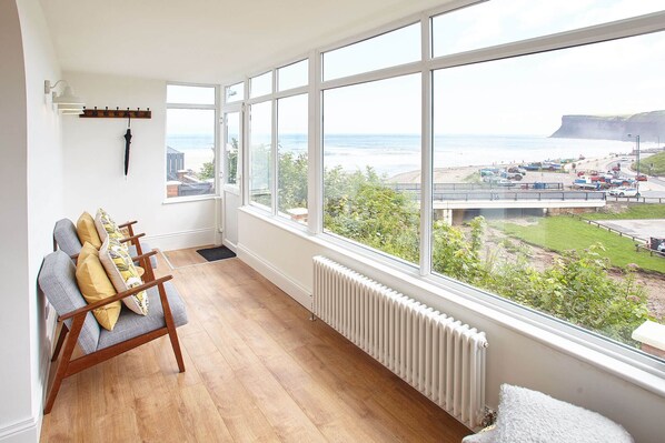 Burnsyde Beach House, Saltburn - Stay North Yorkshire