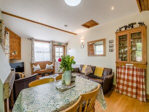Open plan living space | Spinnaker - Keel Lodges, Staithes, near Whitby