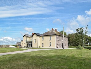 Exterior | Swn-Y-Don, Llansteffan