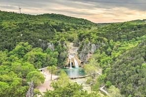 Turner Falls Nearby