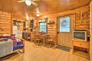 Interior Space | Free WiFi | Central A/C | TV