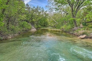Walk to Honey Creek