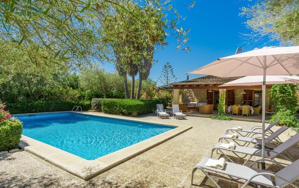Picture of villa