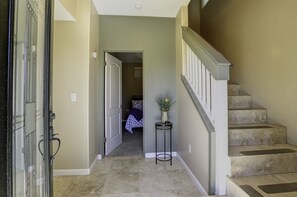 Entry way