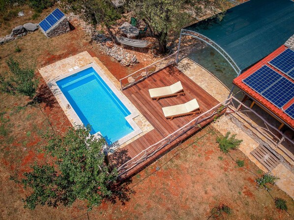 Swimming Pool, Property, Water, House, Real Estate, Technology, Vacation, Landscape, Roof, Home