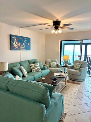 Den features NEW queen sofa sleeper, loveseat and swivel chairs for Gulf views